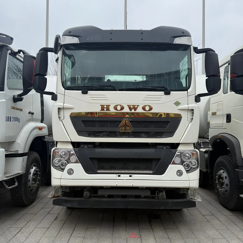Mixing tank truck